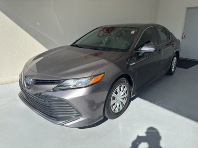 2020 Toyota Camry Hybrid LE