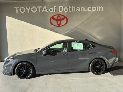 2025 Toyota Camry Hybrid SE