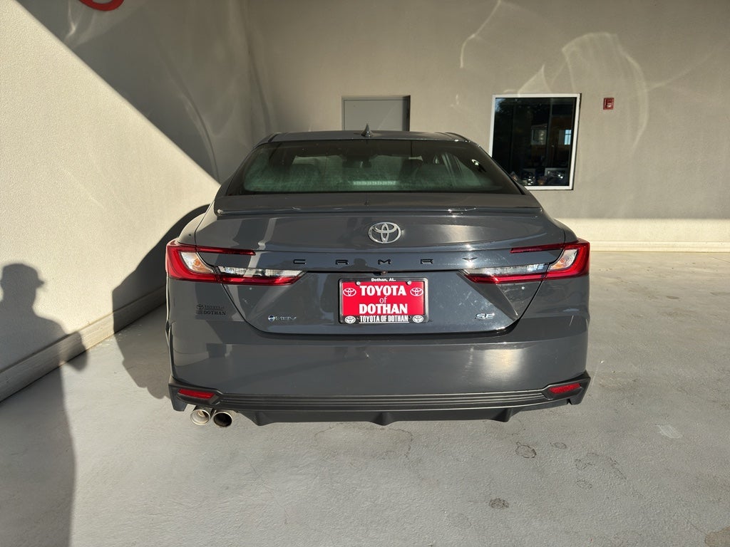 2025 Toyota Camry Hybrid SE