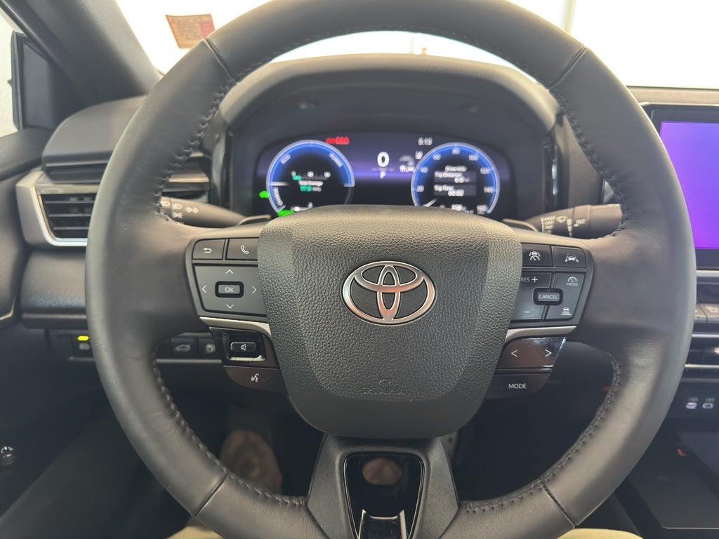 2025 Toyota Camry Hybrid XSE