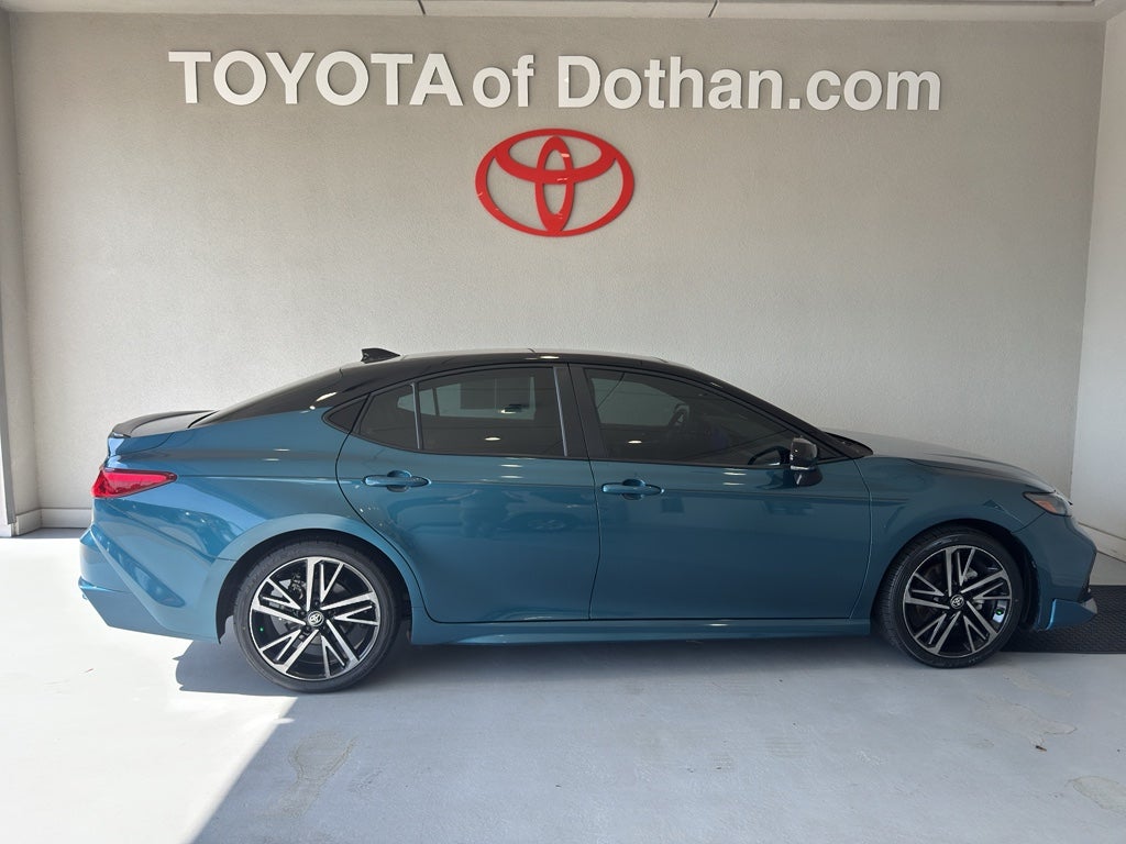 2025 Toyota Camry Hybrid XSE