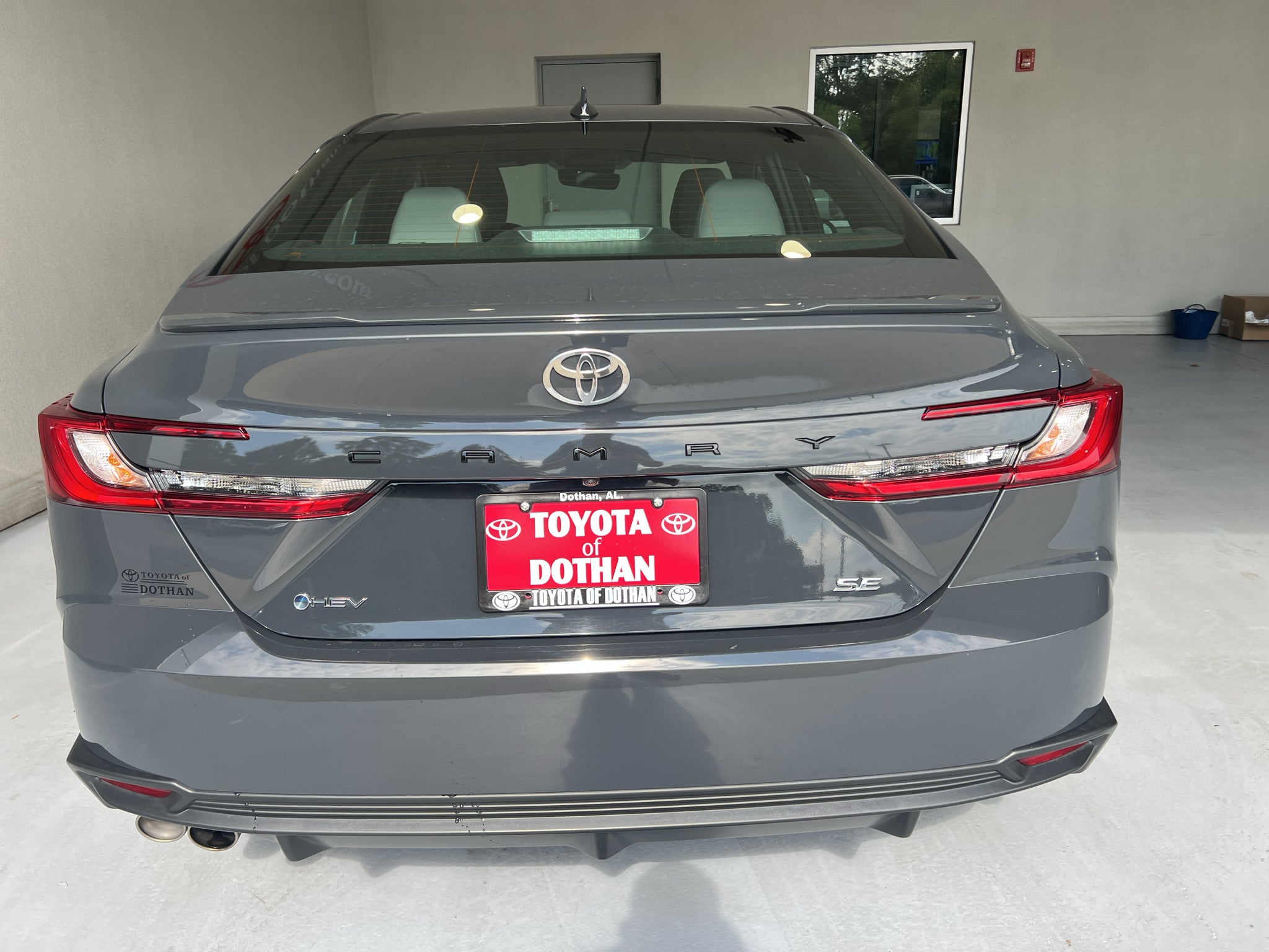 2025 Toyota Camry Hybrid SE
