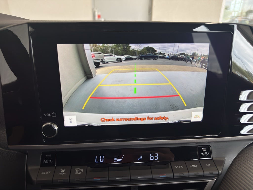 2025 Toyota Camry Hybrid SE