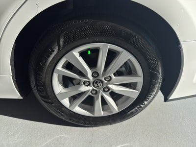 2026 Toyota Camry Hybrid LE