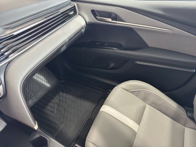 2026 Toyota Camry Hybrid SE