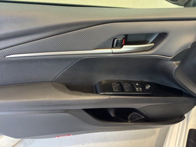 2025 Toyota Camry Hybrid SE