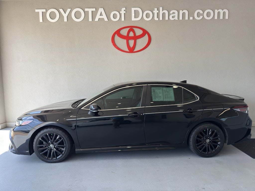 2022 Toyota Camry Hybrid Hybrid SE