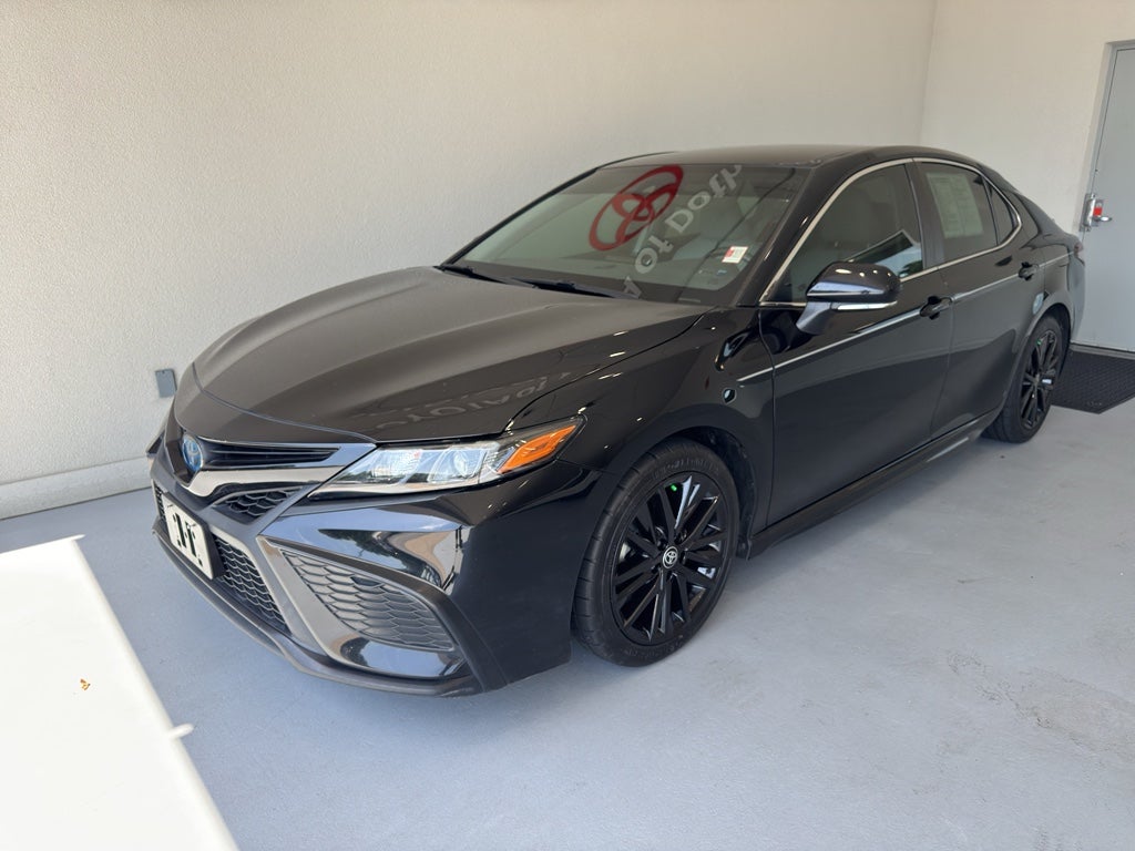 2022 Toyota Camry Hybrid Hybrid SE