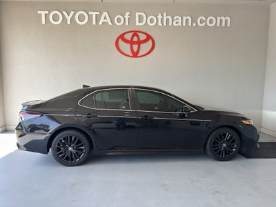2022 Toyota Camry Hybrid Hybrid SE