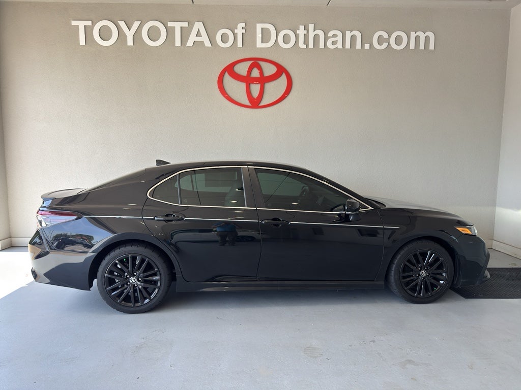 2022 Toyota Camry Hybrid Hybrid SE