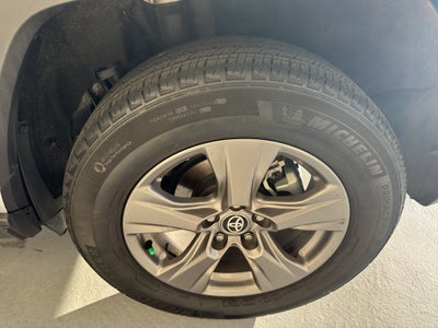 2024 Toyota RAV4 Hybrid Hybrid XLE