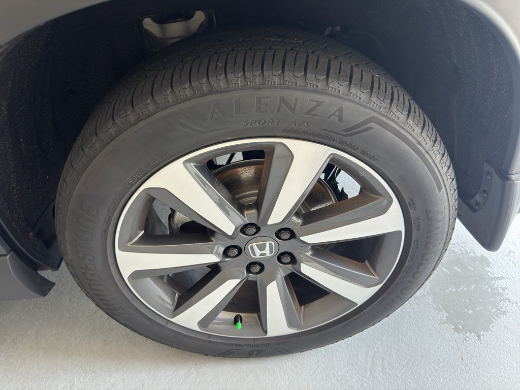 2025 Honda Pilot Touring