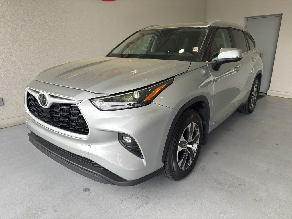 2025 Toyota Highlander Hybrid Hybrid XLE