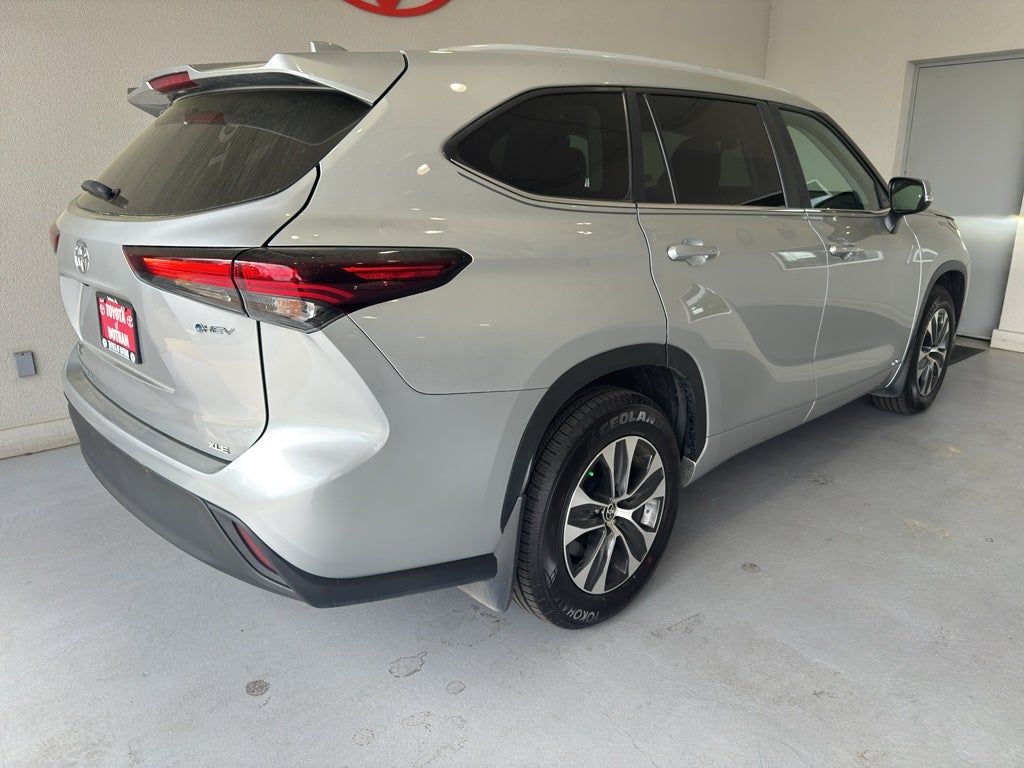 2025 Toyota Highlander Hybrid Hybrid XLE