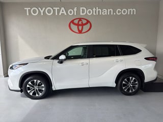 2025 Toyota Highlander XLE