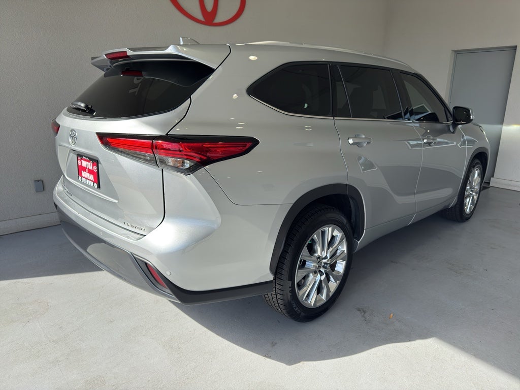 2023 Toyota Highlander Limited