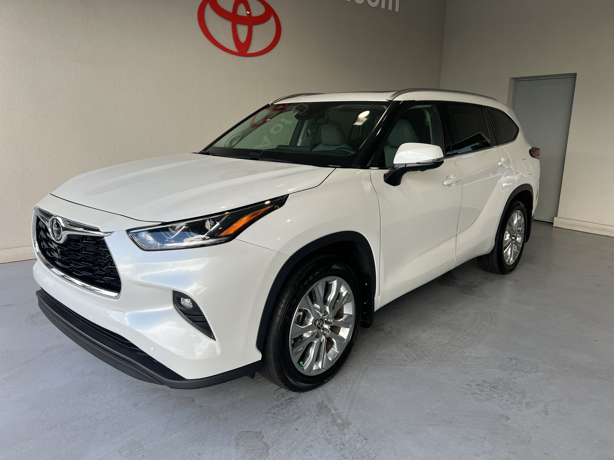 2026 Toyota Highlander Limited