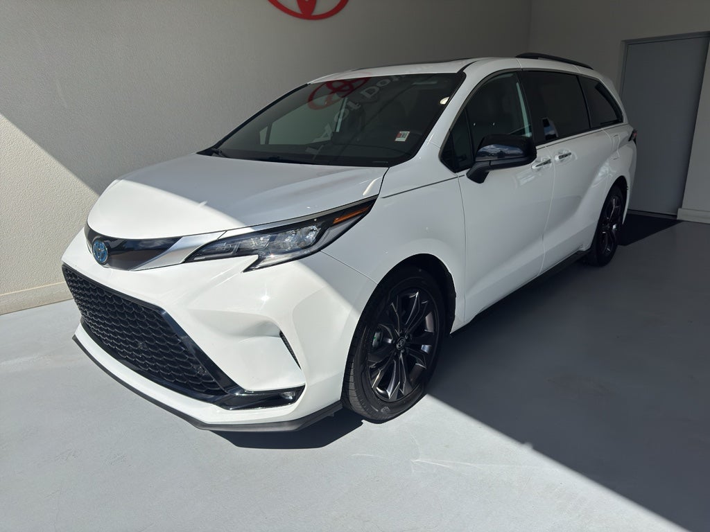 2023 Toyota Sienna XSE