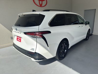 2023 Toyota Sienna XSE