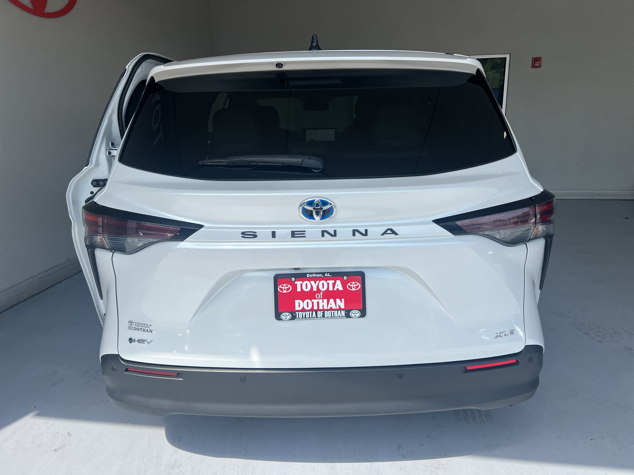 2025 Toyota Sienna XLE