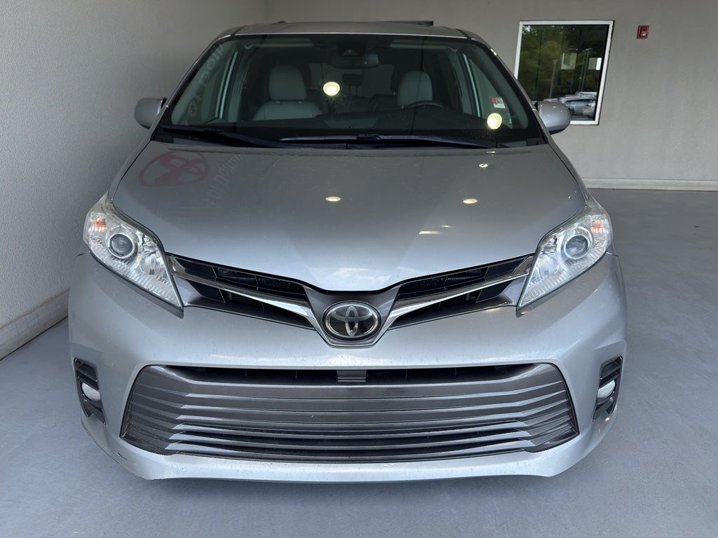 2019 Toyota Sienna XLE