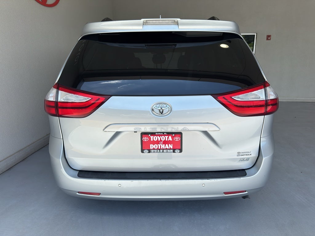 2019 Toyota Sienna XLE
