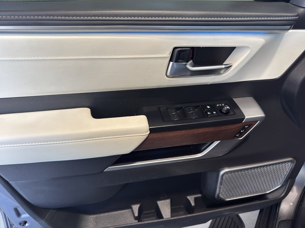 2024 Toyota Sequoia Capstone