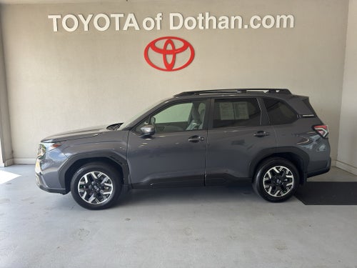 2025 Subaru Forester Premium
