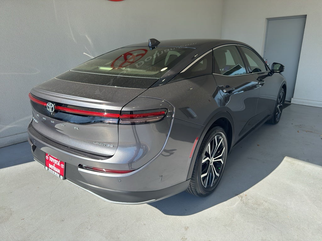 2024 Toyota Crown Limited