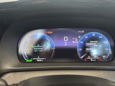 2025 Toyota Crown Signia XLE