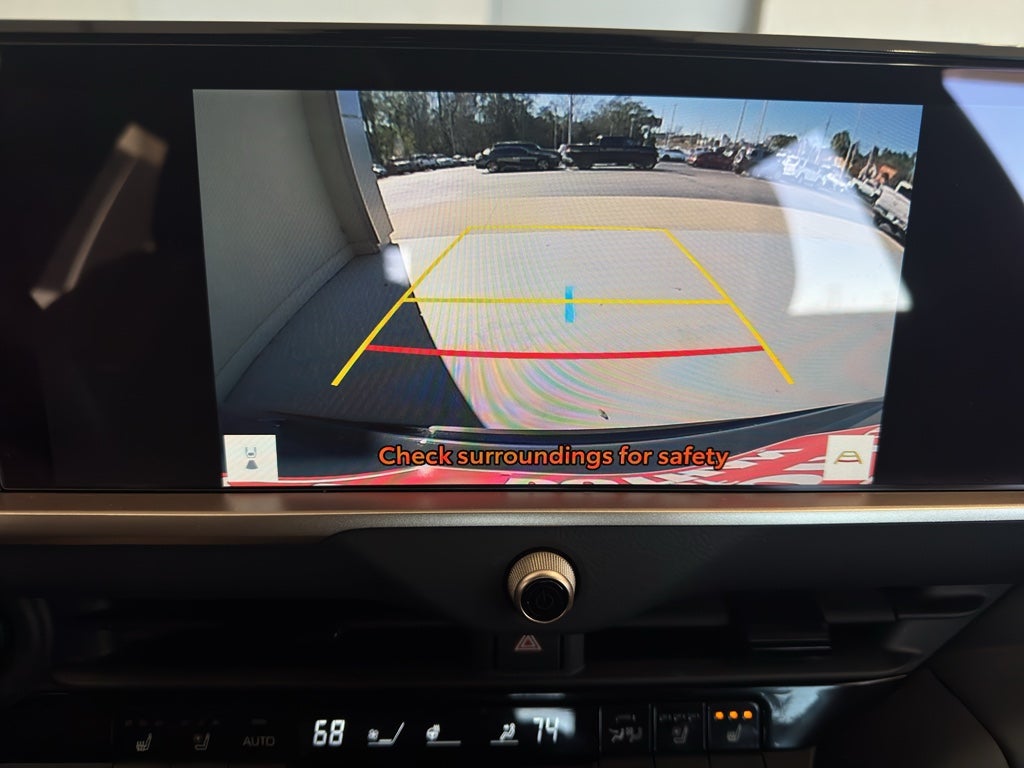 2025 Toyota Crown Signia XLE