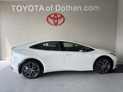2025 Toyota Prius XLE