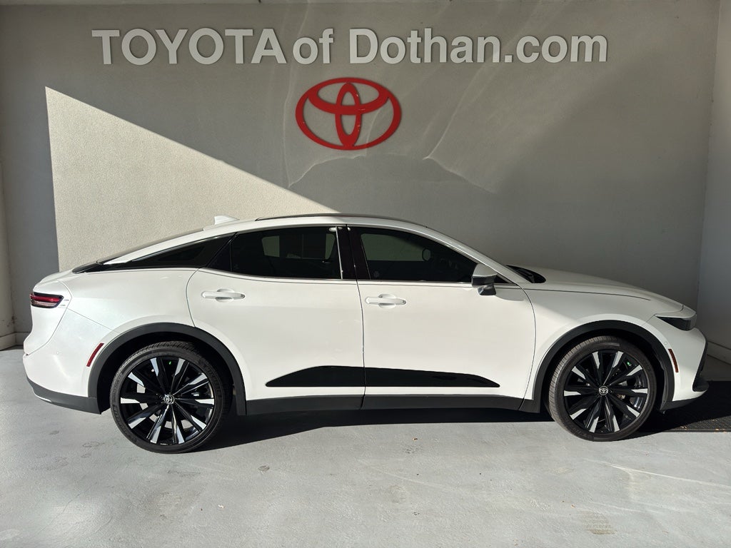 2023 Toyota Crown Platinum