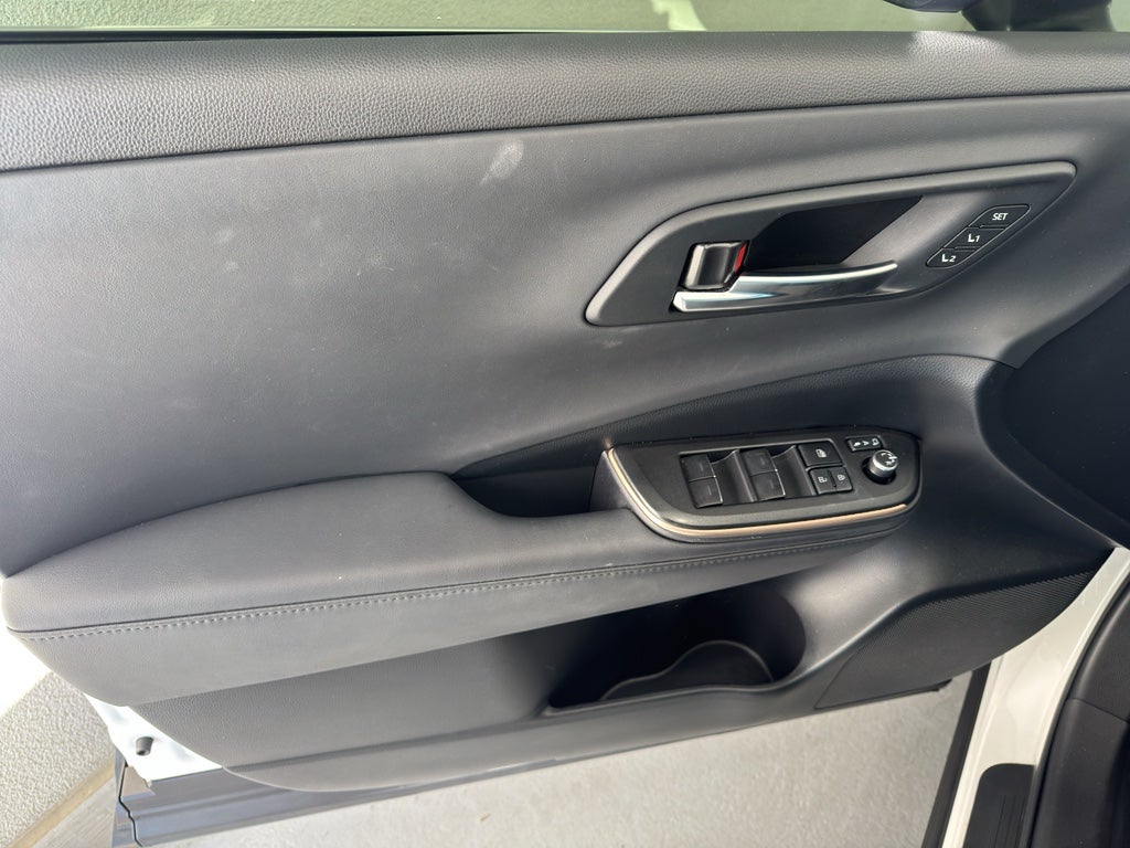 2023 Toyota Crown Platinum