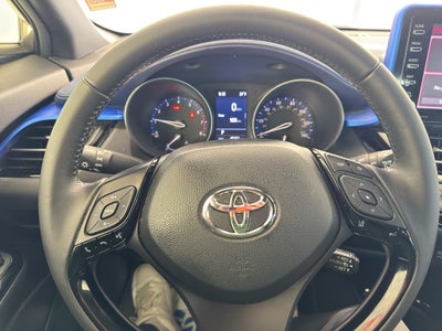 2021 Toyota C-HR XLE