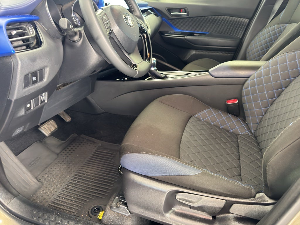 2021 Toyota C-HR XLE