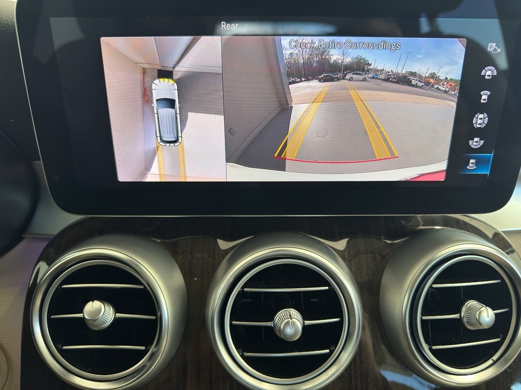 2022 Mercedes-Benz GLC 300