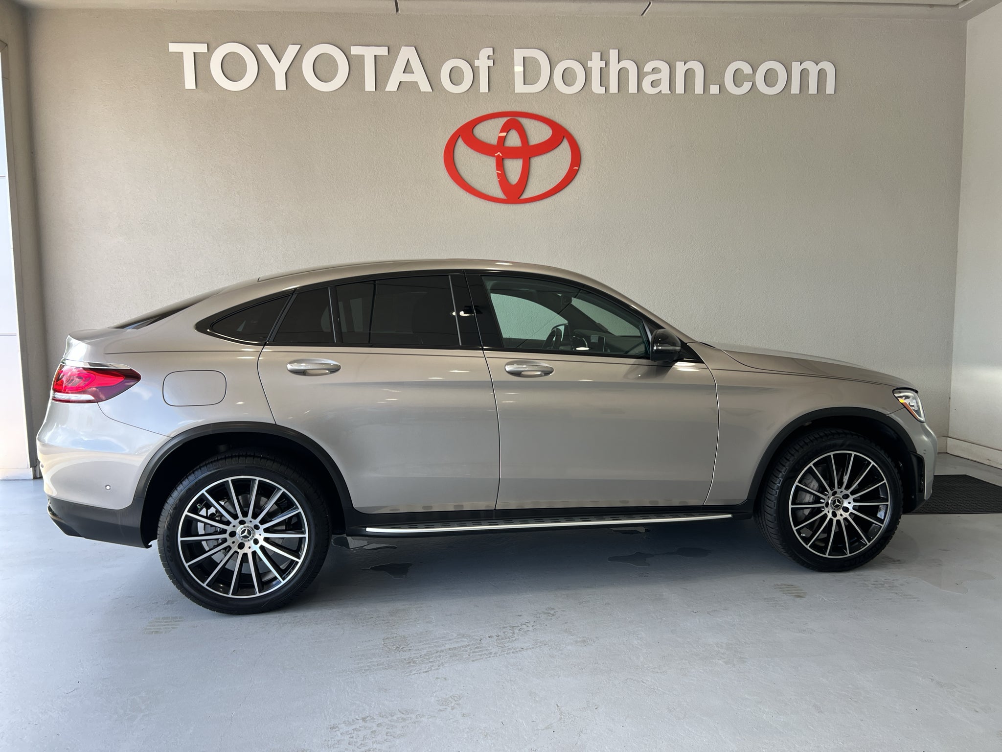 2023 Mercedes-Benz GLC GLC 300