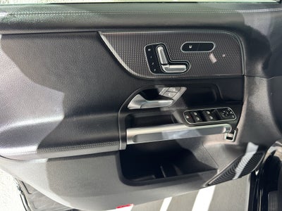 2023 Mercedes-Benz GLB GLB 250