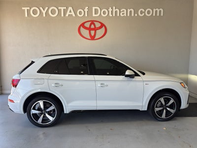 2022 Audi Q5 S line Premium Plus