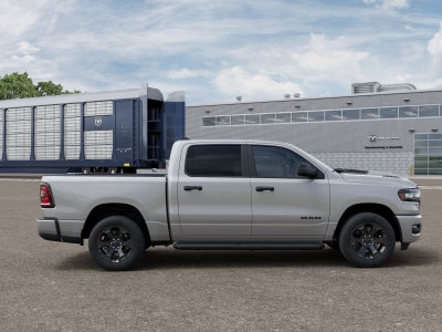 2027 RAM 1500 RAM 1500 EXPRESS CREW CAB 4X4 5'7' BOX