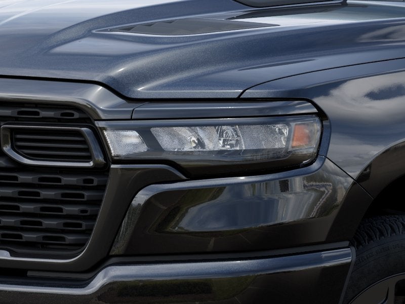 2026 RAM 1500 RAM 1500 EXPRESS CREW CAB 4X4 5'7' BOX