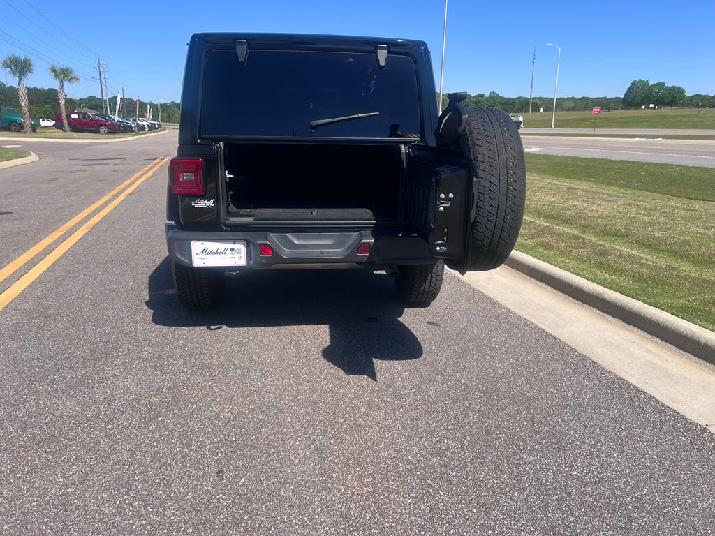 2021 Jeep Wrangler Sahara Altitude 4x4