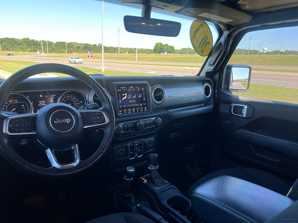 2023 Jeep Wrangler 4-Door Sahara 4x4