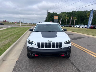 2022 Jeep Cherokee Trailhawk