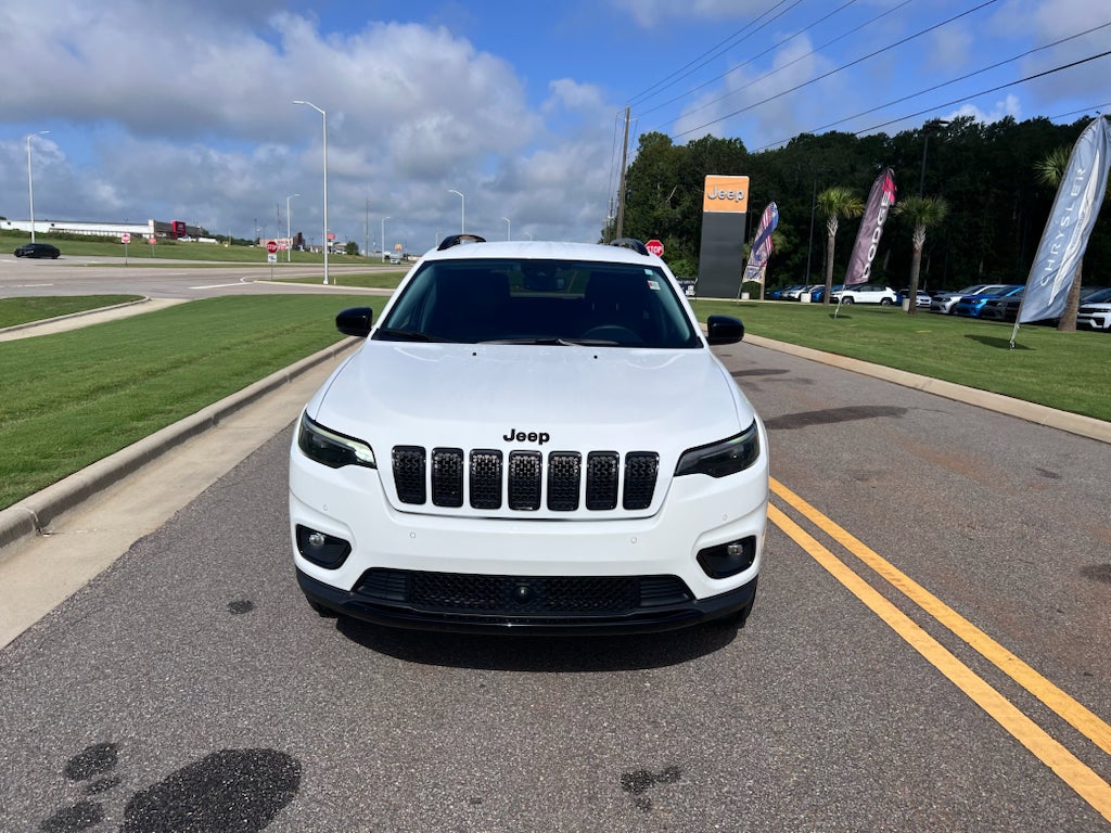 2023 Jeep Cherokee Altitude Lux 4x4