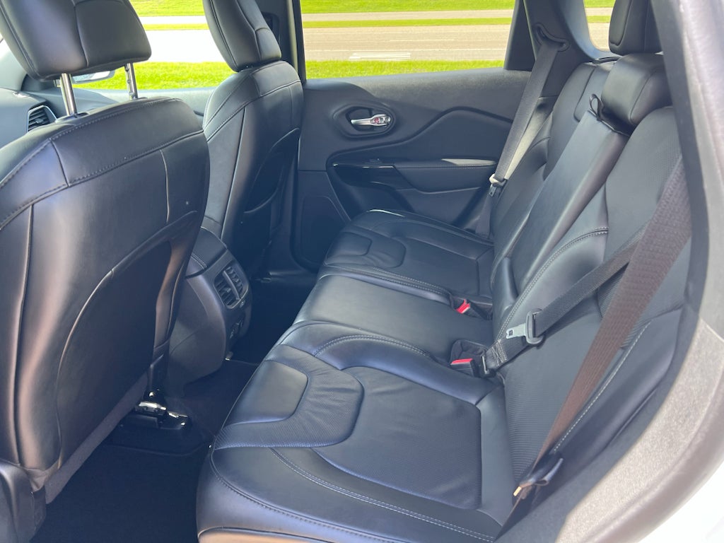 2023 Jeep Cherokee Altitude Lux 4x4