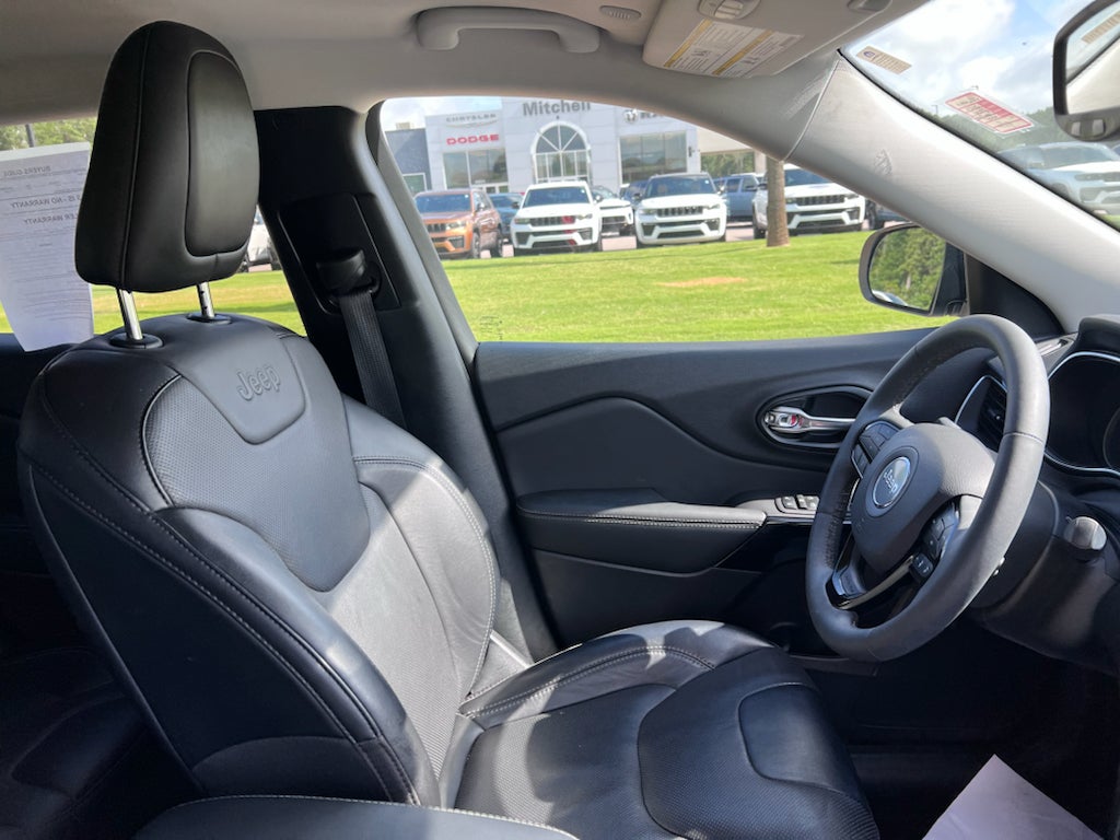 2023 Jeep Cherokee Altitude Lux 4x4