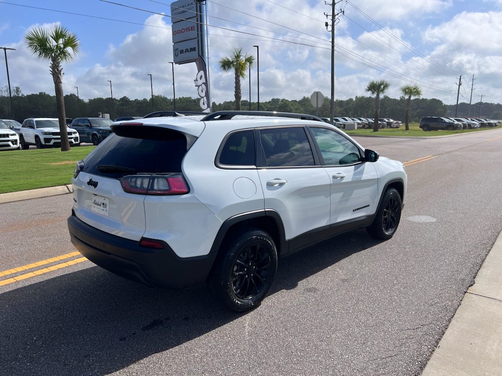 2023 Jeep Cherokee Altitude Lux 4x4