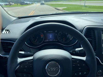 2023 Jeep Cherokee Altitude Lux 4x4